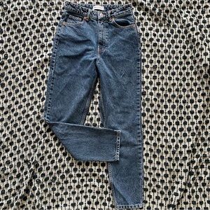 Classic Zara Dark Wash Jeans Size 2